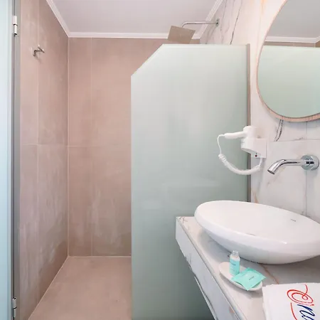 Hotel de apartamente Onar Skála Marión